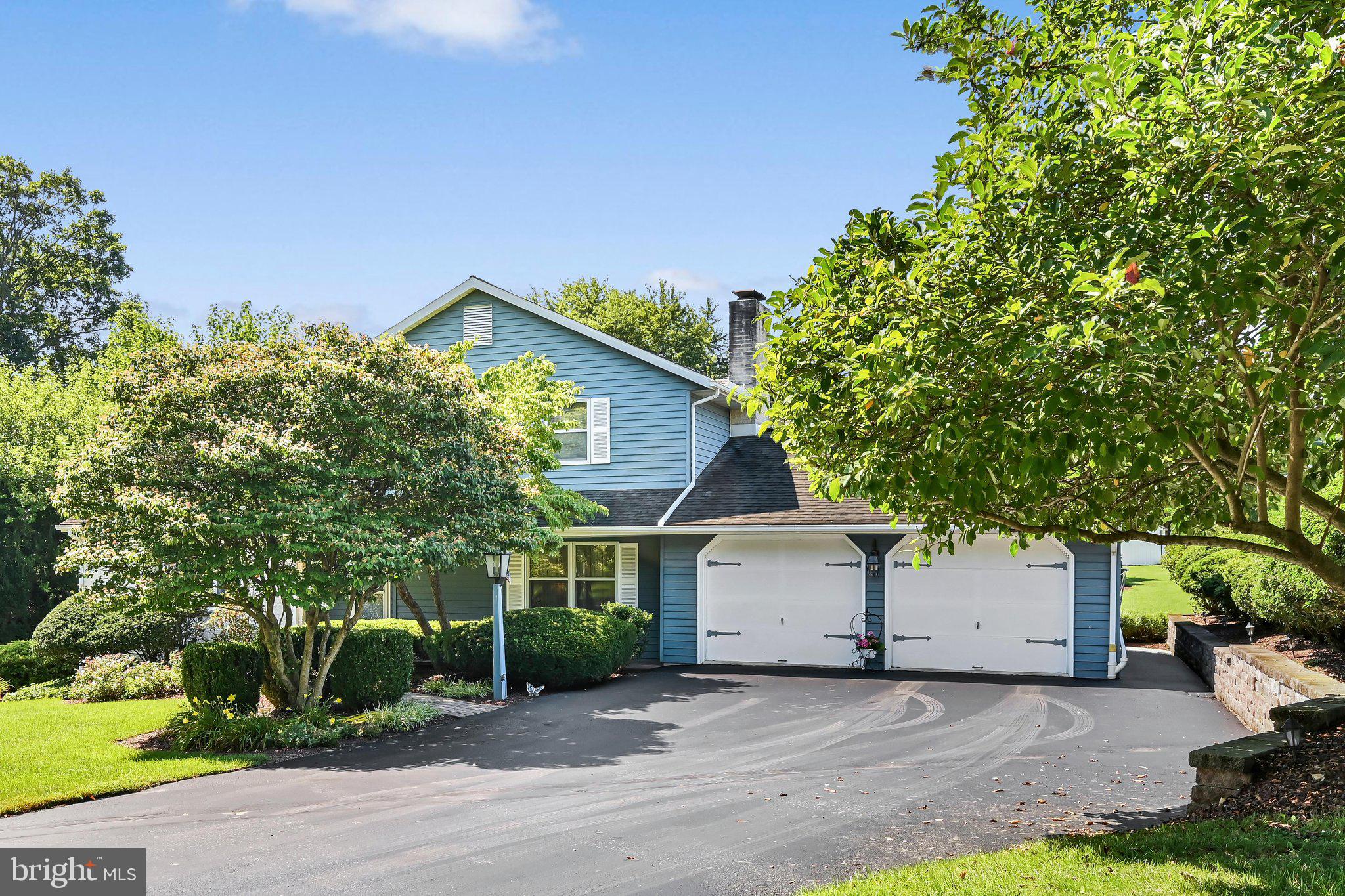30 W ELM STREET