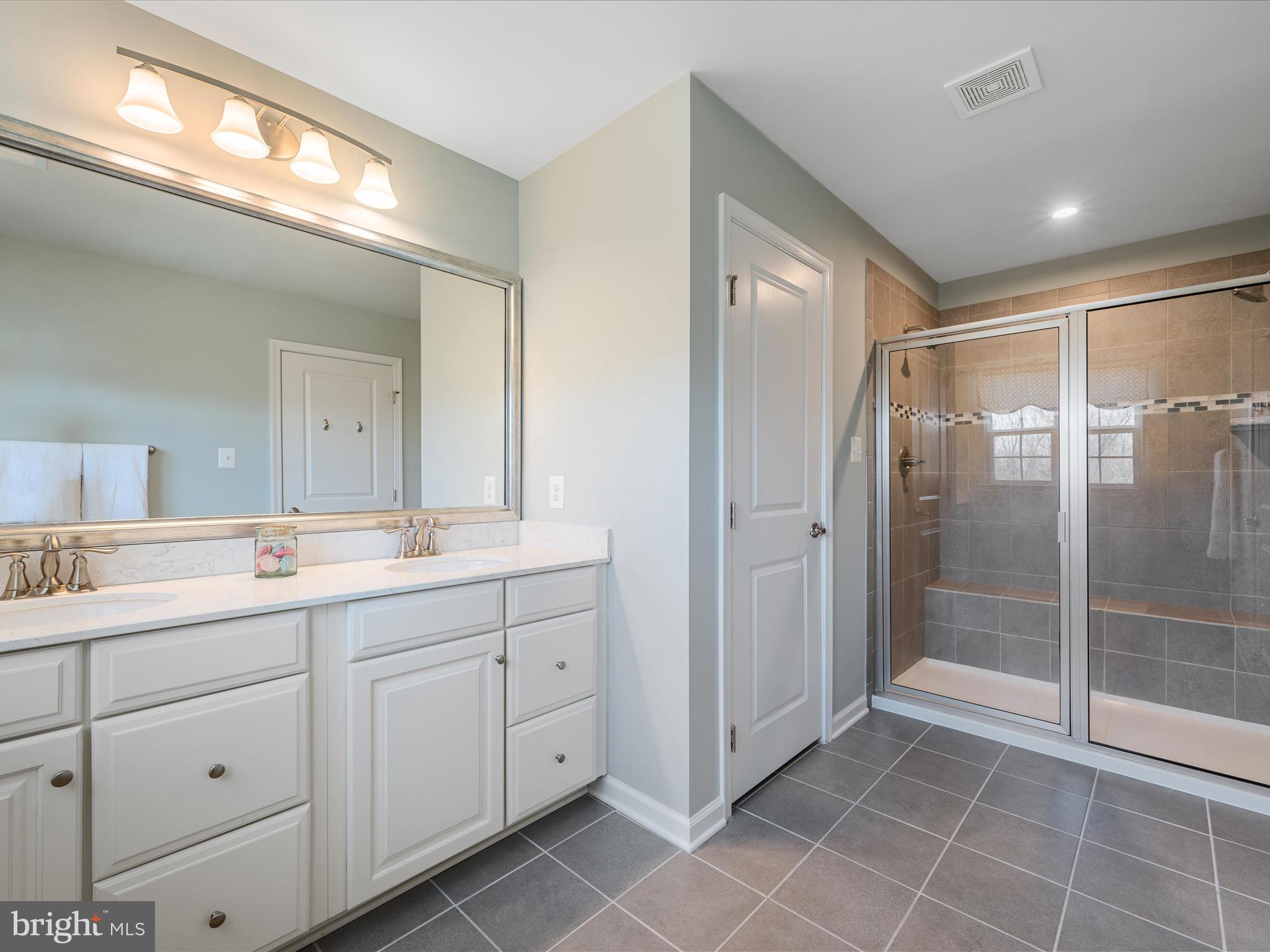 SNOWDEN BRIDGE - Residential