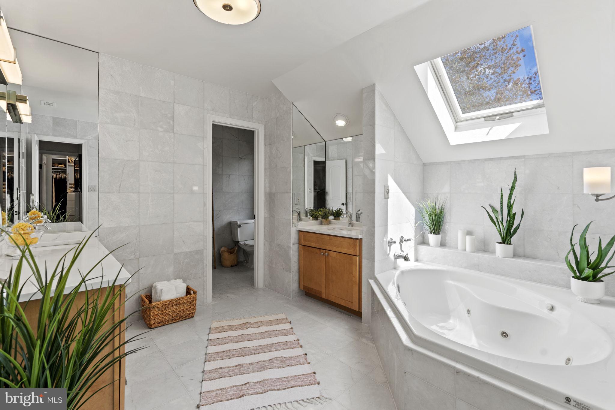 EAST GATE OF POTOMAC - Residential