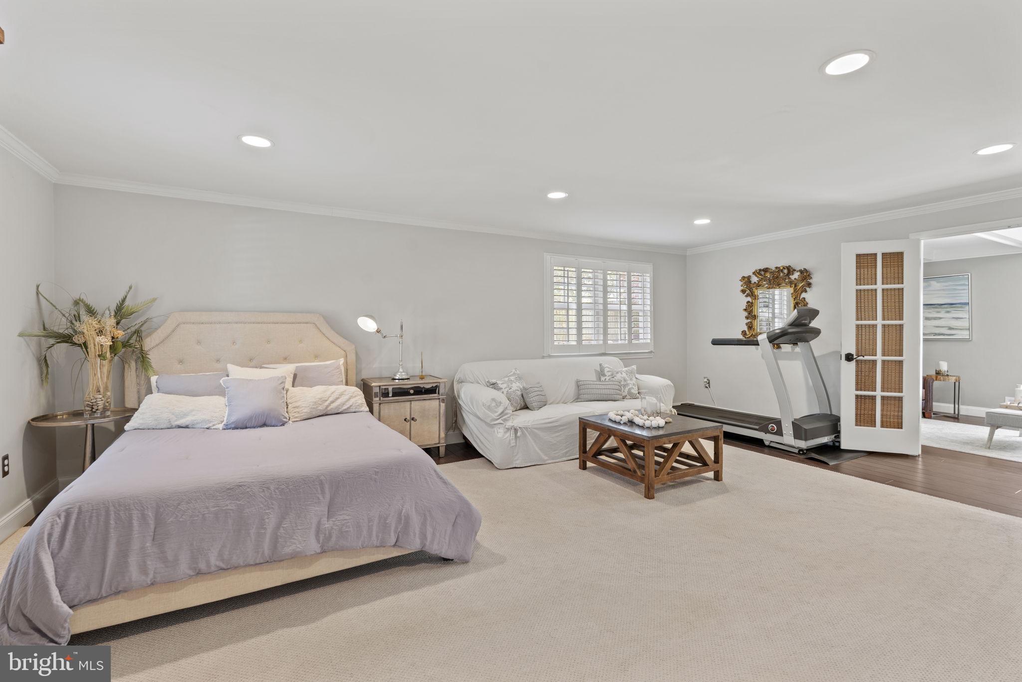 EAST GATE OF POTOMAC - Residential