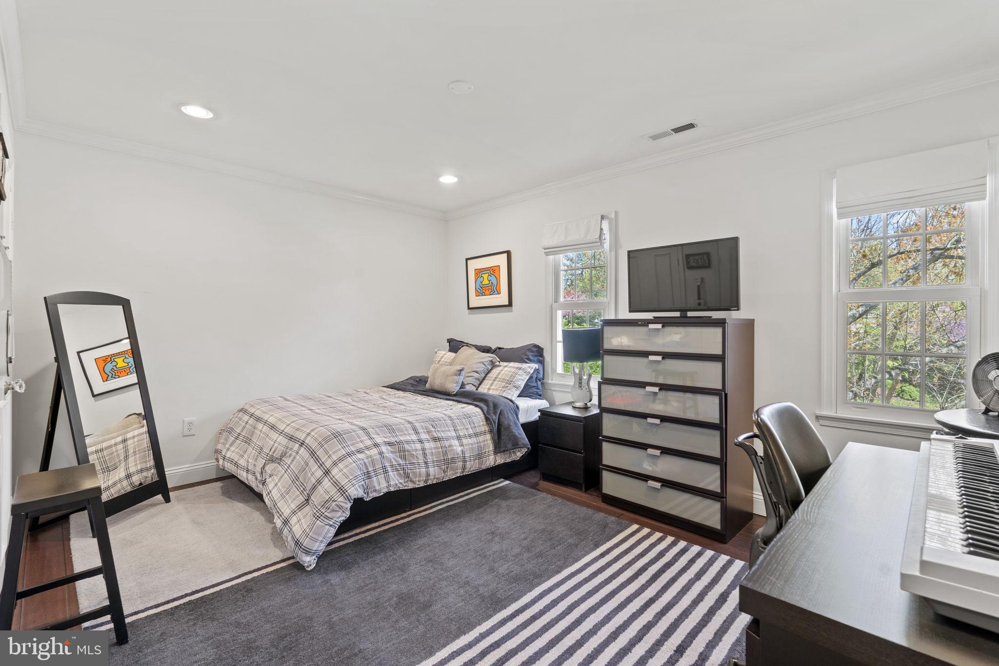 EAST GATE OF POTOMAC - Residential