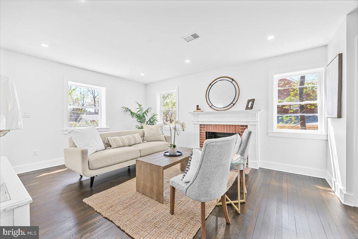 ROCK CREEK FOREST - Residential