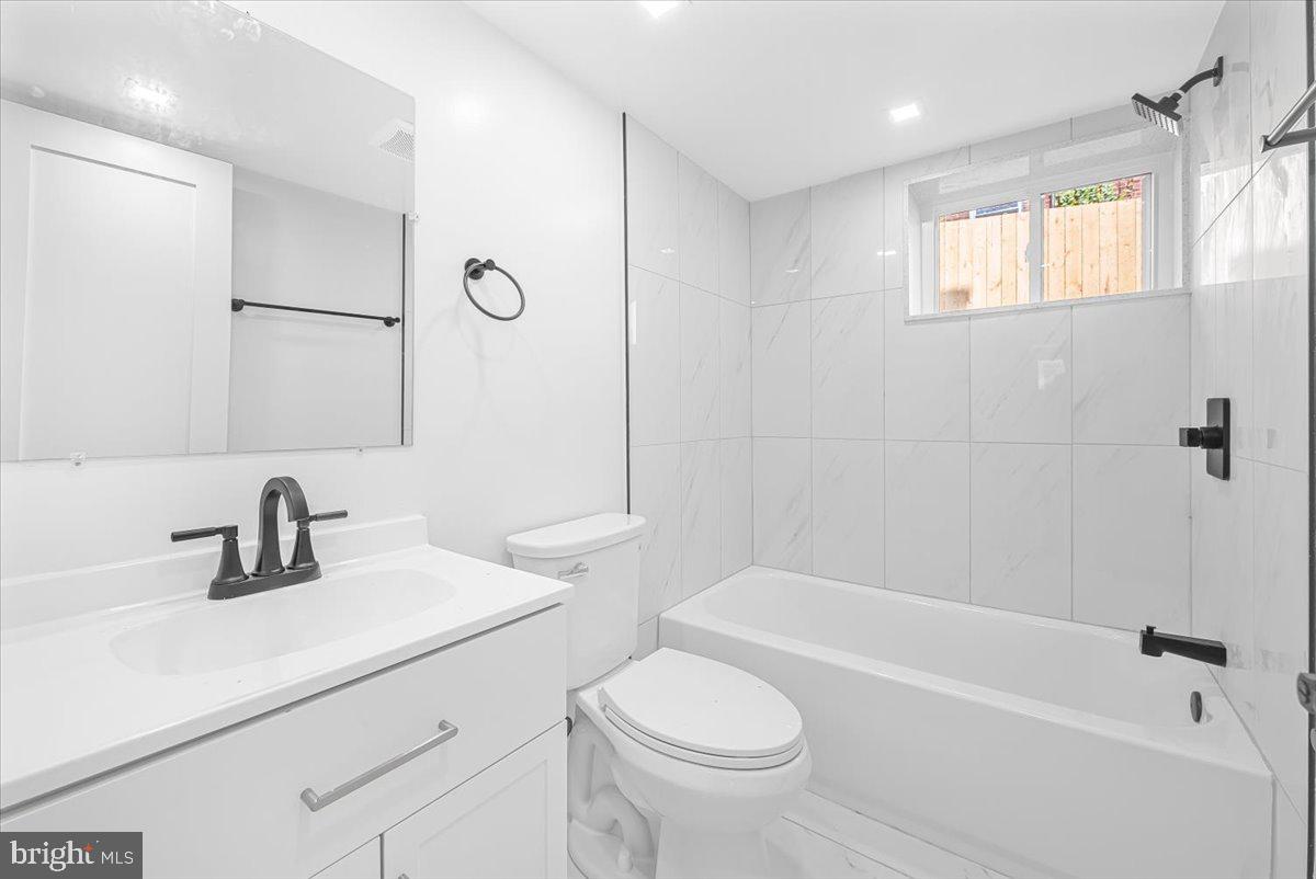 ROCK CREEK FOREST - Residential