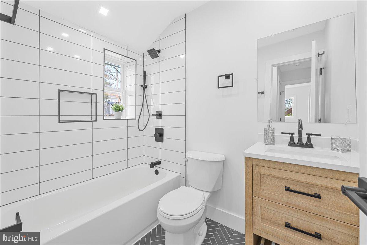 ROCK CREEK FOREST - Residential