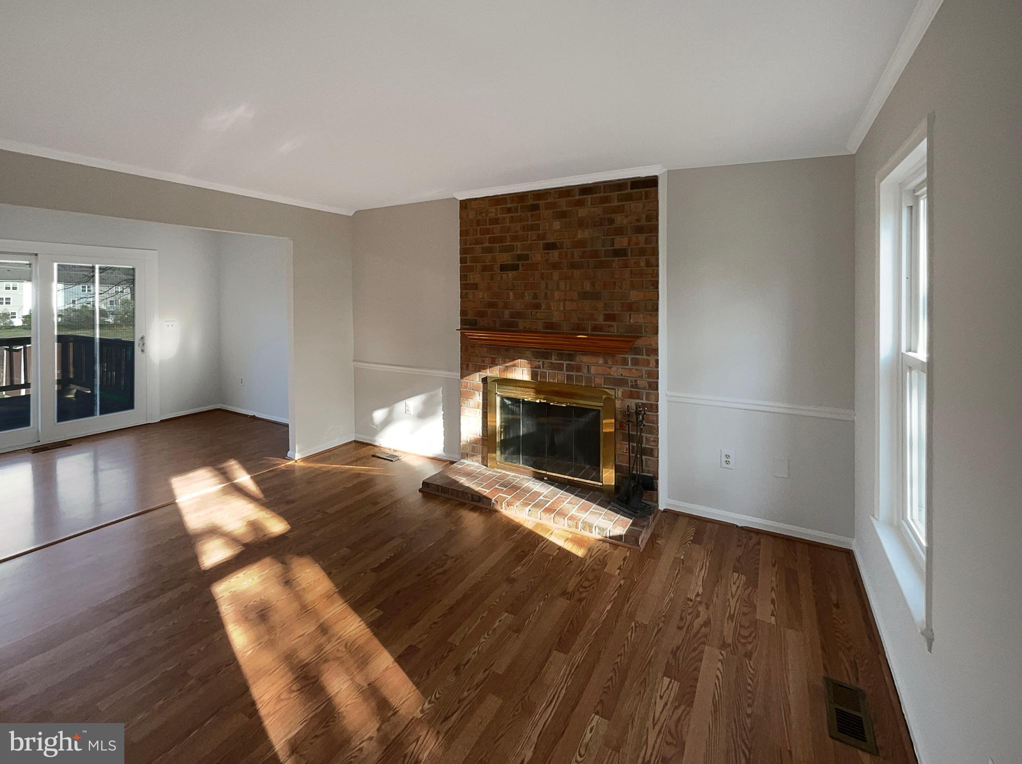 18129 IVY LANE