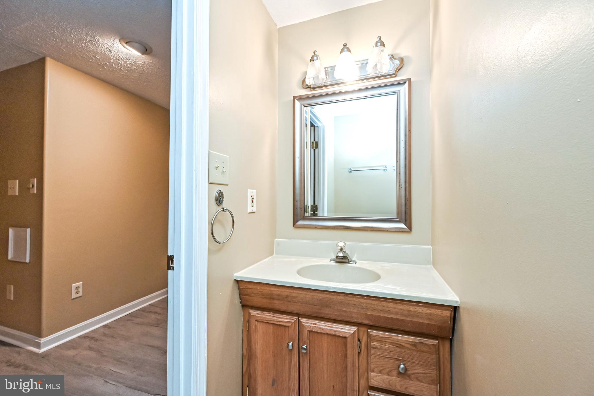 ASHLEIGH - Residential Lease