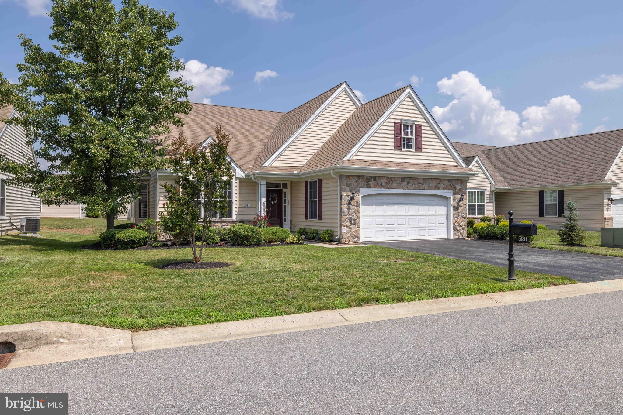 281 SORRELL CIRCLE