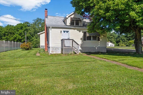 Homes For Sale - 6824 Woodbine Road<br/> Carroll County, WOODBINE, MD 21797