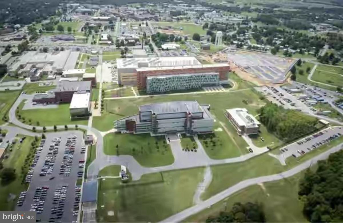 COMMONS OF AVALON - Residential Lease