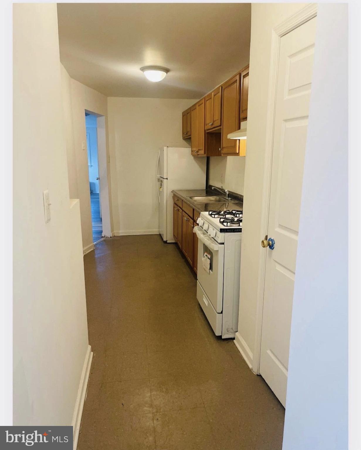 3162 BUENA VISTA TERRACE SE