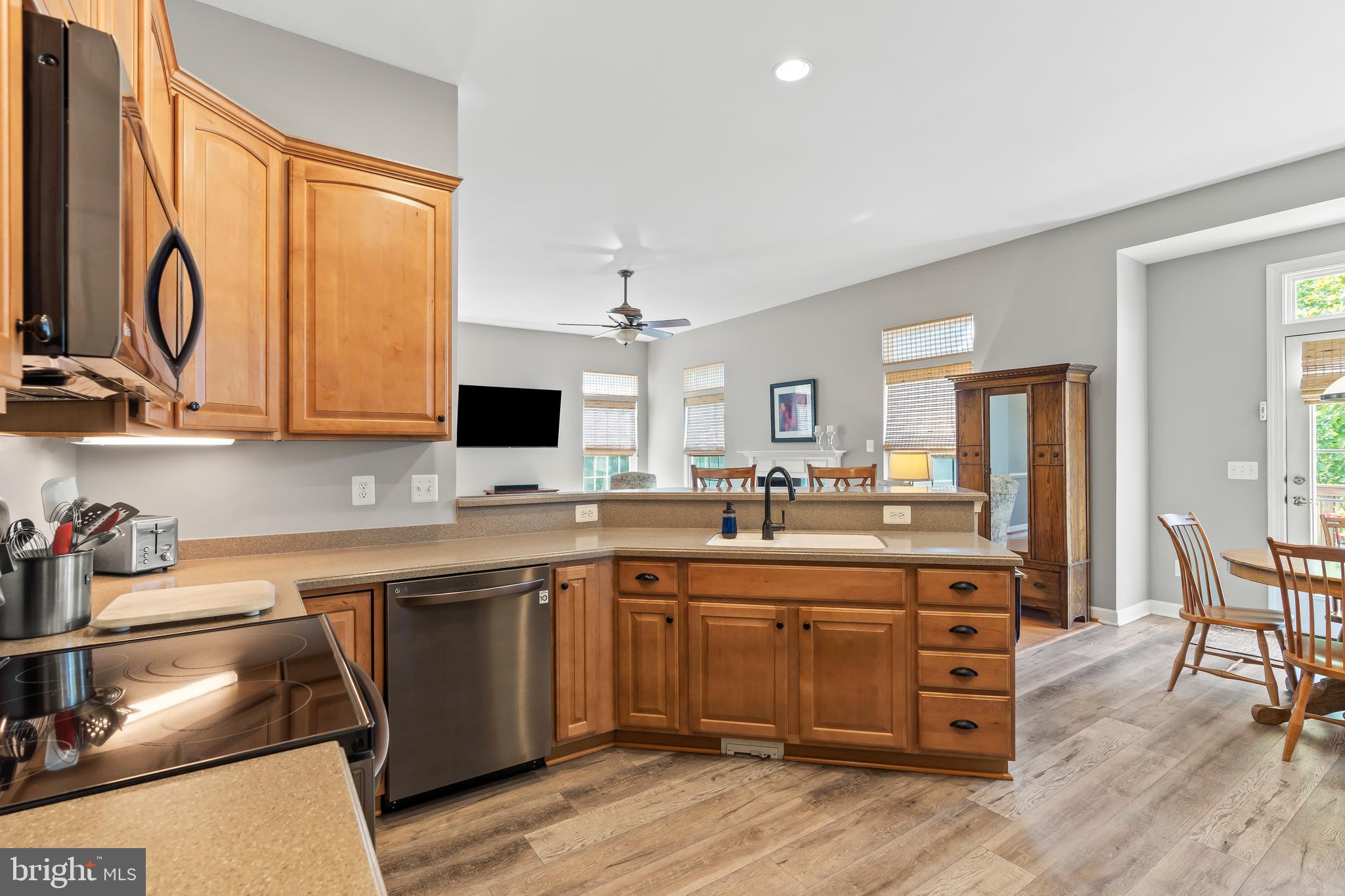 MORNING DOVE ESTATES - Residential