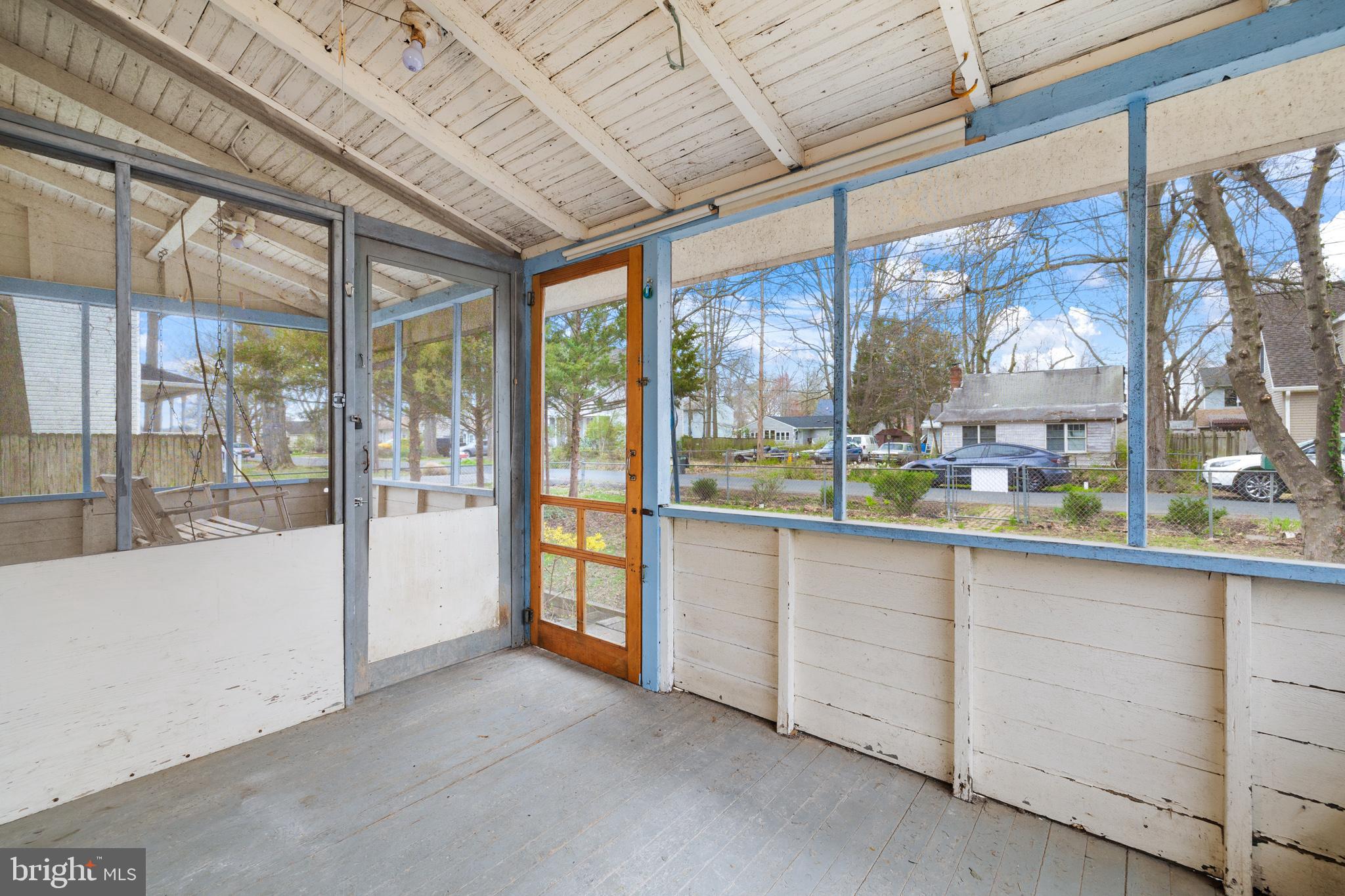 AVALON SHORES - Residential