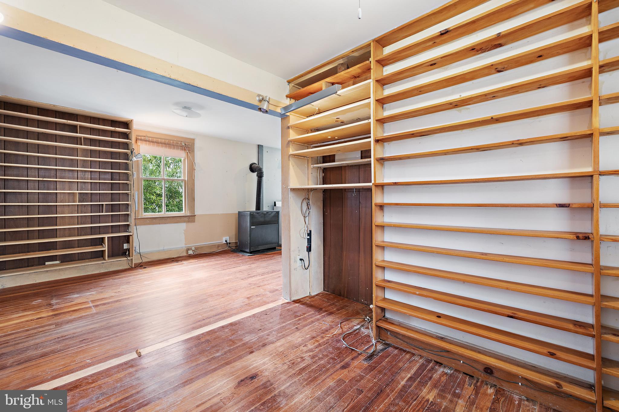 AVALON SHORES - Residential