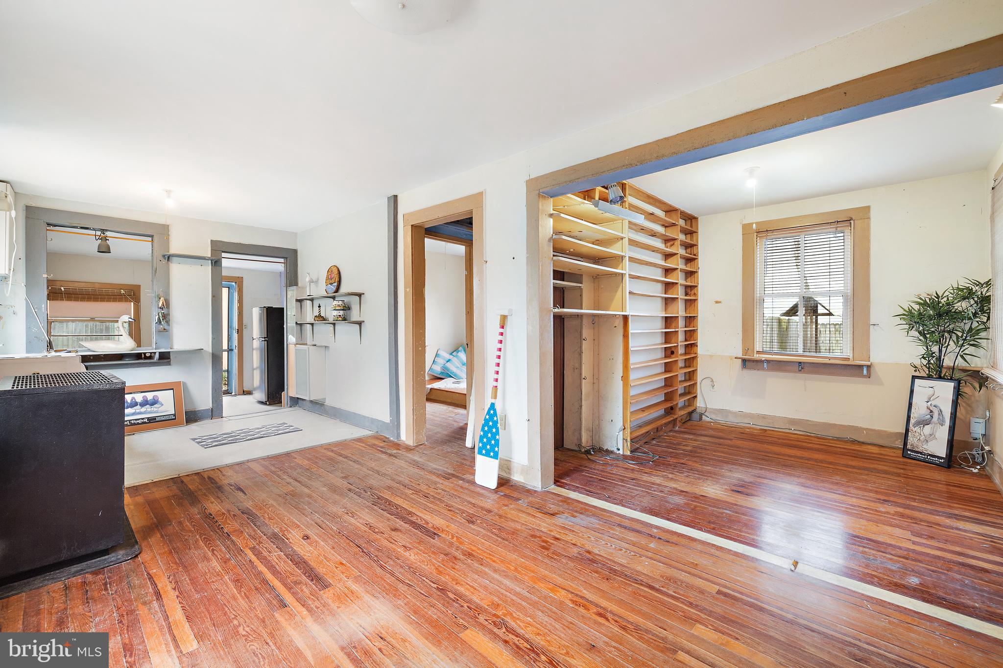 AVALON SHORES - Residential