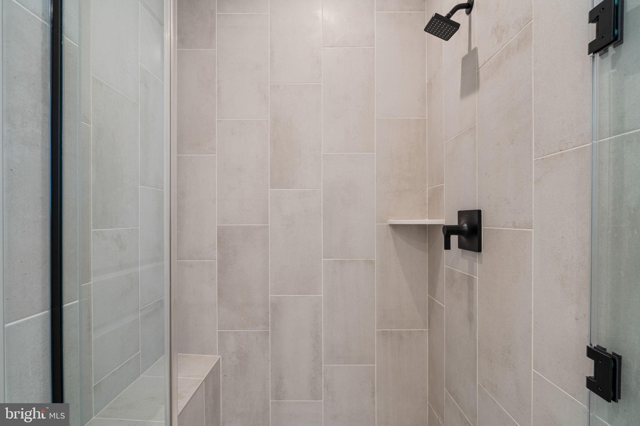 HIATT POINTE AT SNOWDEN BRIDGE - Residential