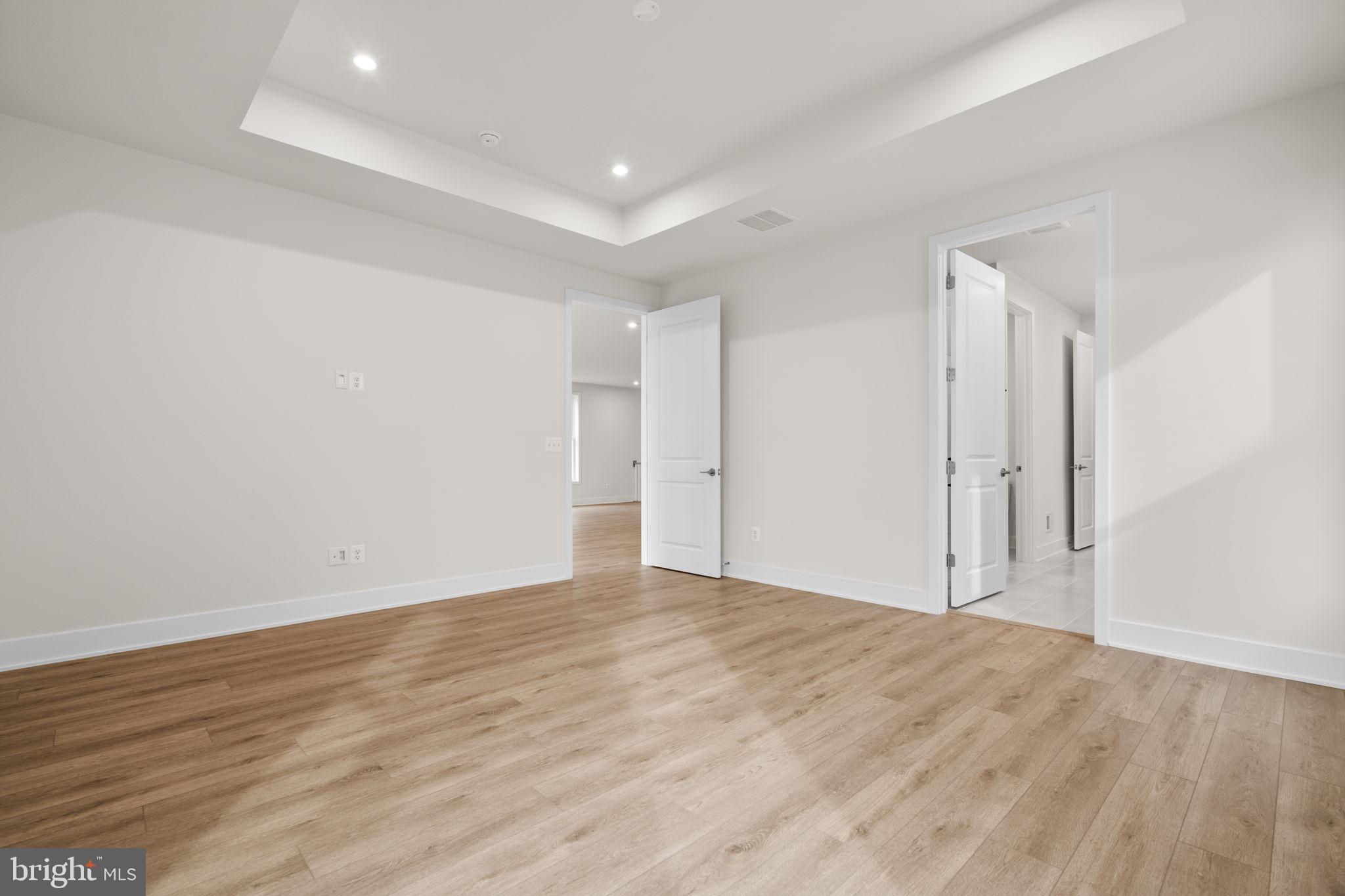 HIATT POINTE AT SNOWDEN BRIDGE - Residential