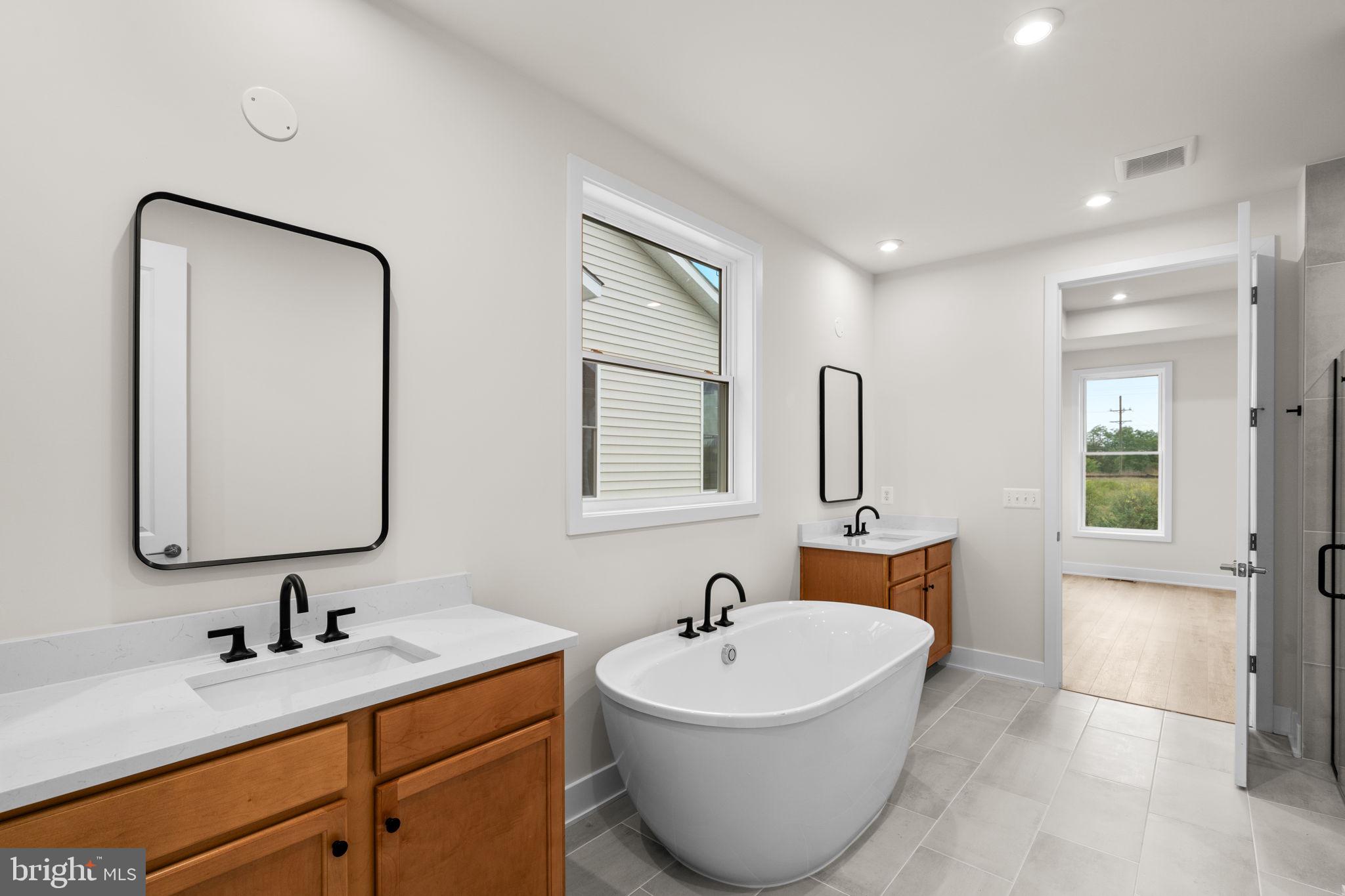 HIATT POINTE AT SNOWDEN BRIDGE - Residential