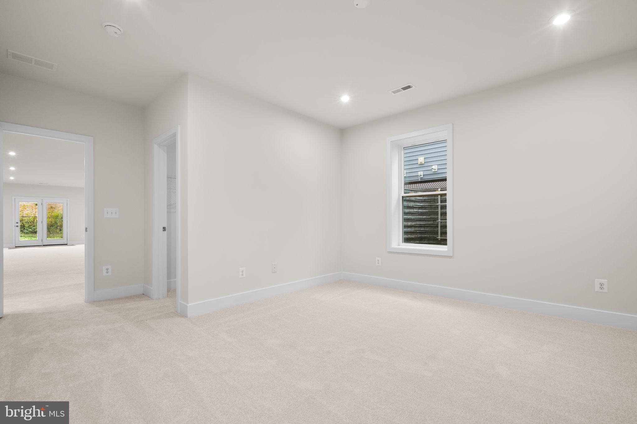 HIATT POINTE AT SNOWDEN BRIDGE - Residential