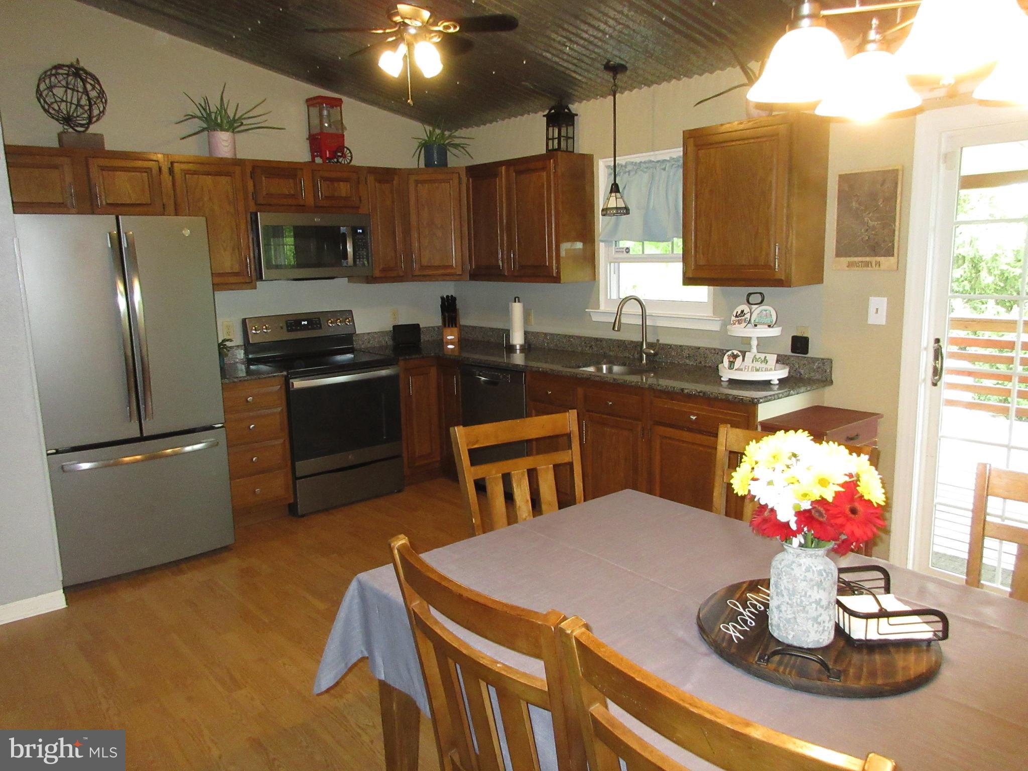 GREENWOOD ESTATES - Residential