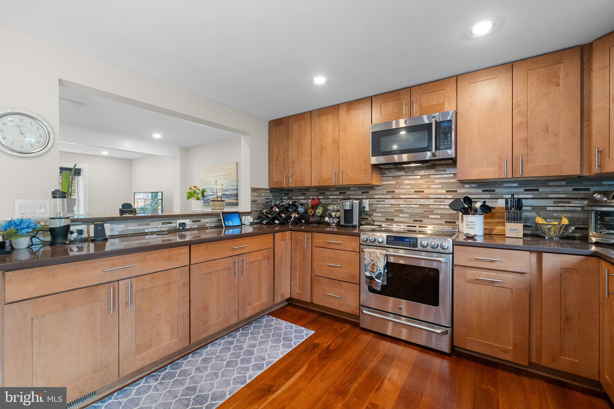 COURTS OF TYSONS - Residential