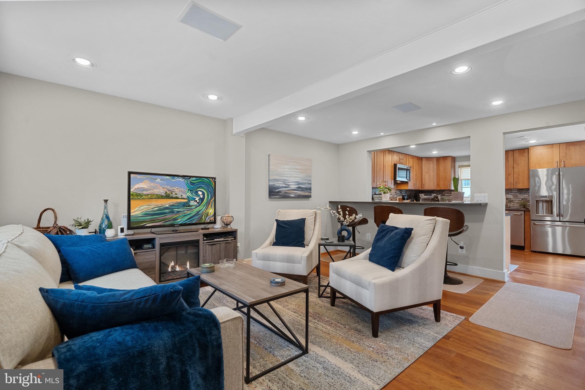 COURTS OF TYSONS - Residential