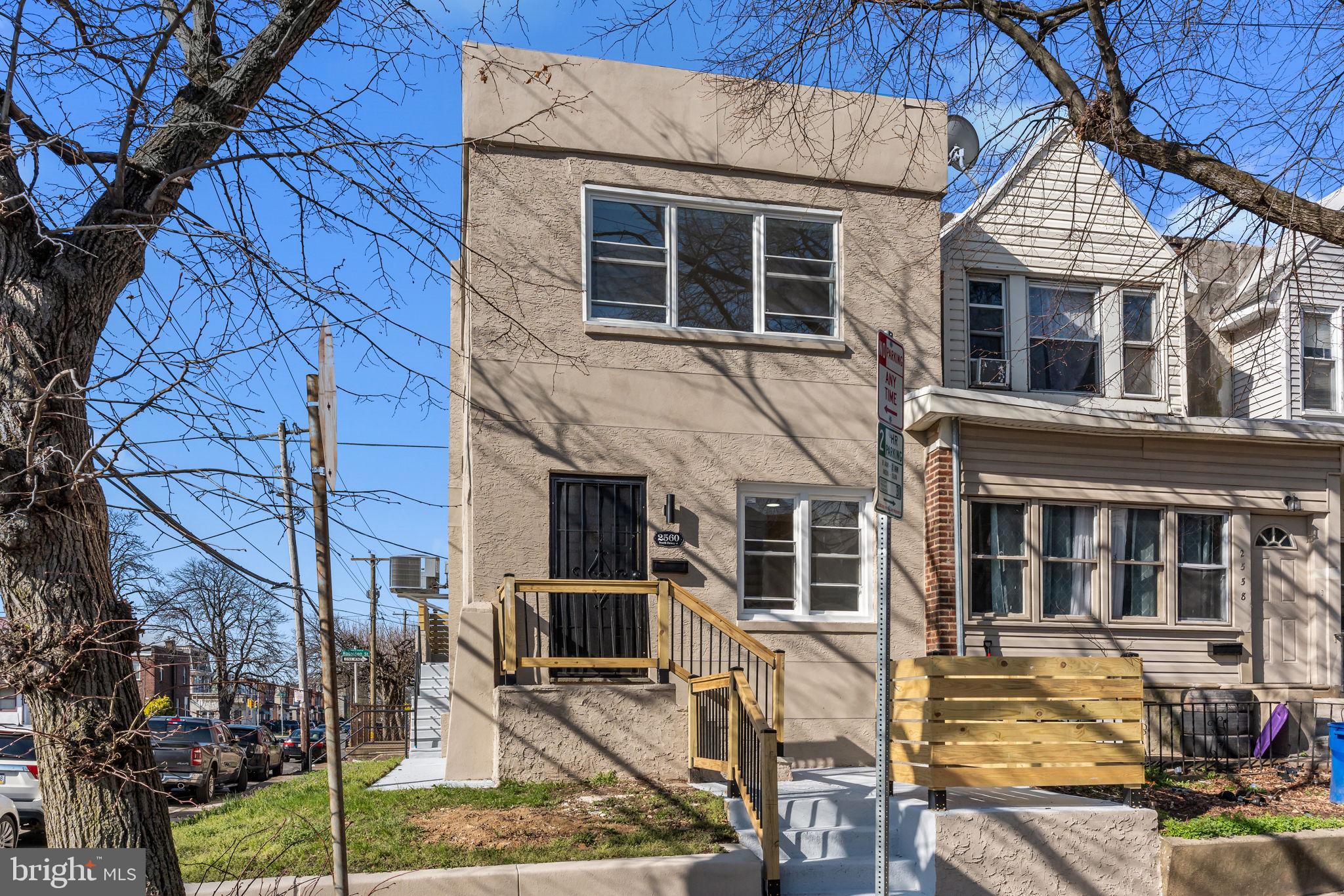 ELMWOOD PARK - Residential