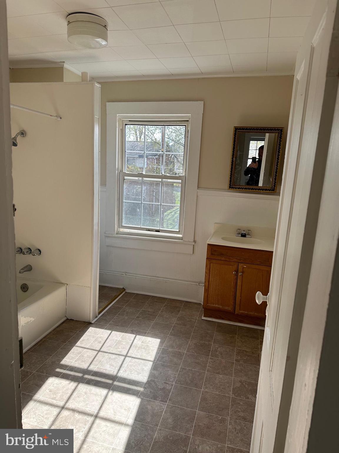 CHARLES STREET - Residential Lease