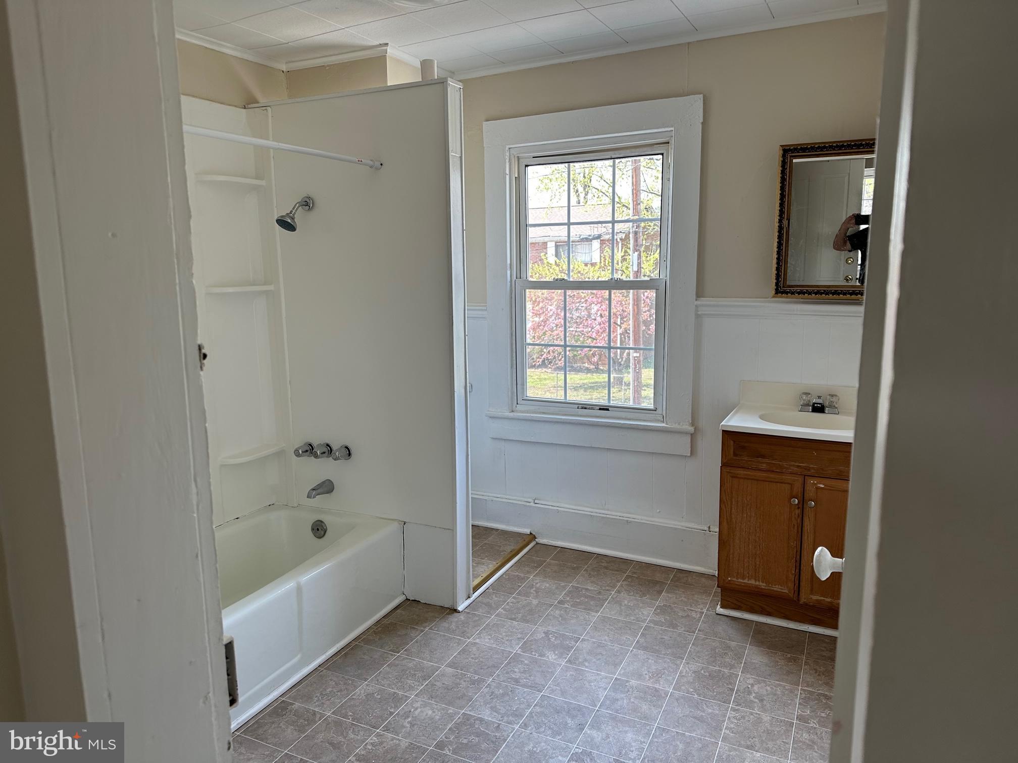 CHARLES STREET - Residential Lease