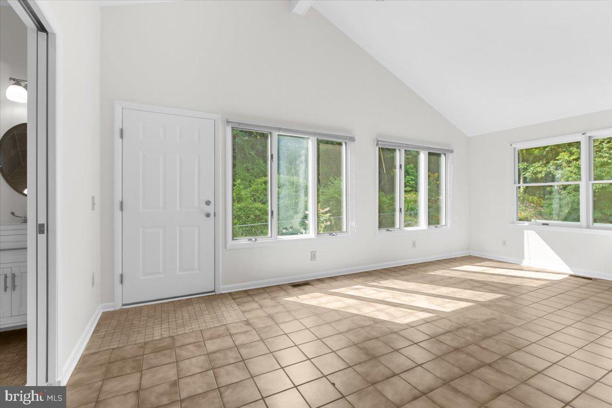 WEST ANNAPOLIS - Residential Lease