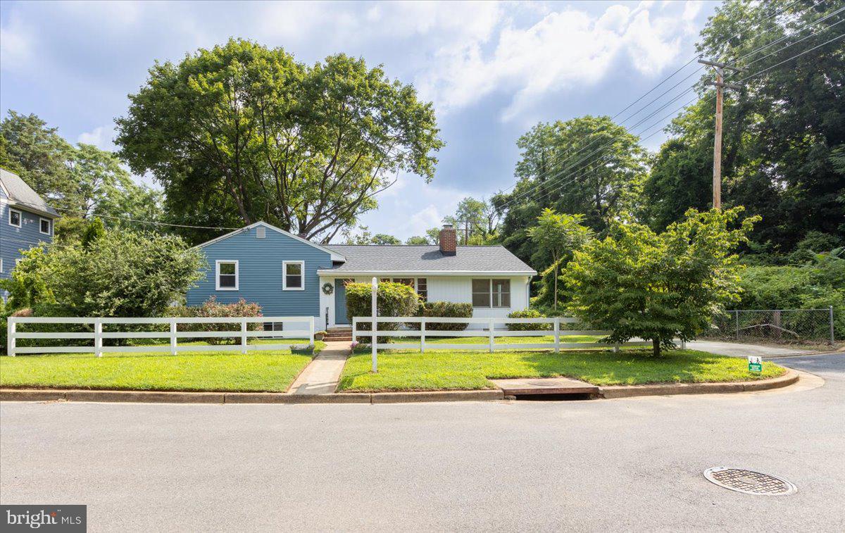 WEST ANNAPOLIS - Residential Lease