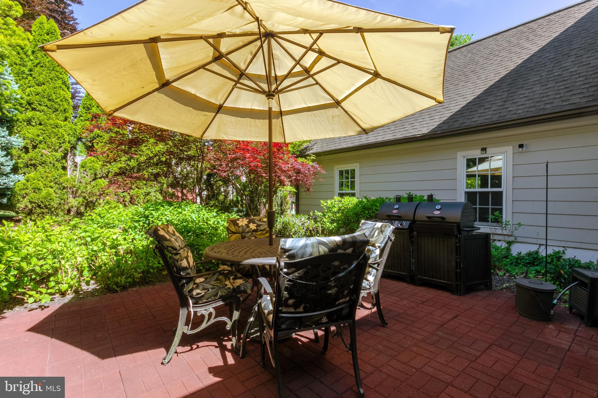 STRAWBRIDGE COURT - Residential