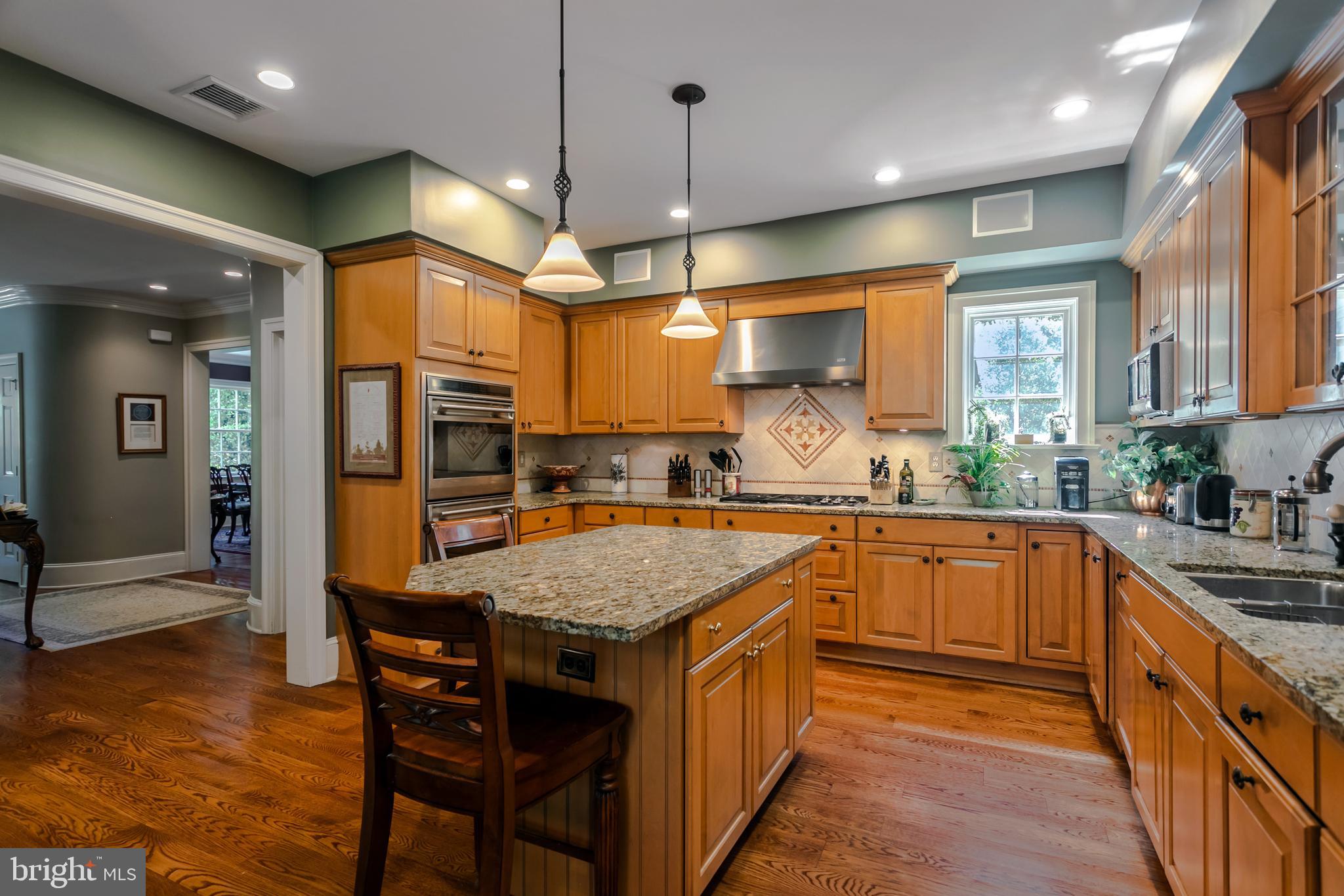 STRAWBRIDGE COURT - Residential