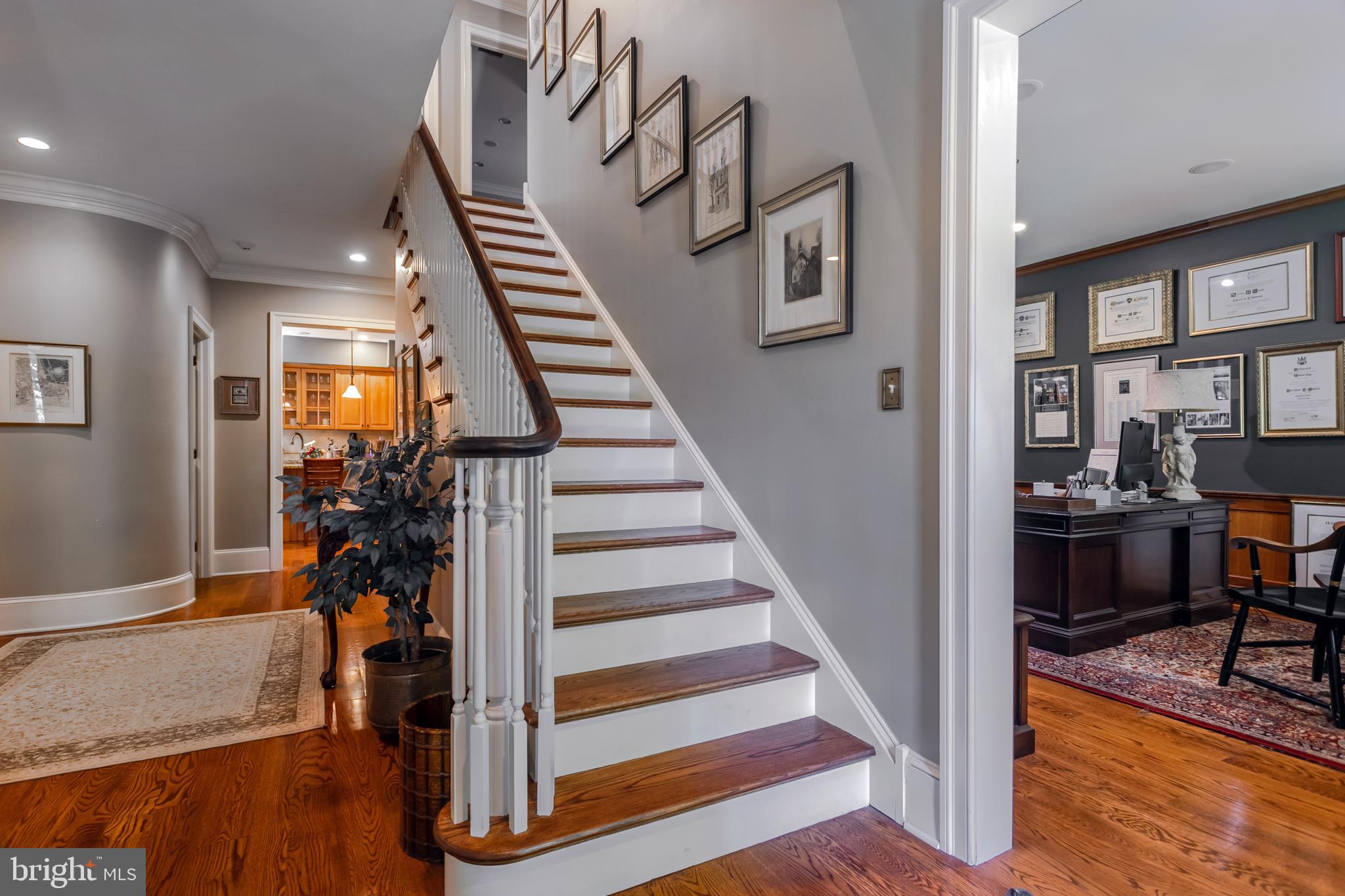 STRAWBRIDGE COURT - Residential