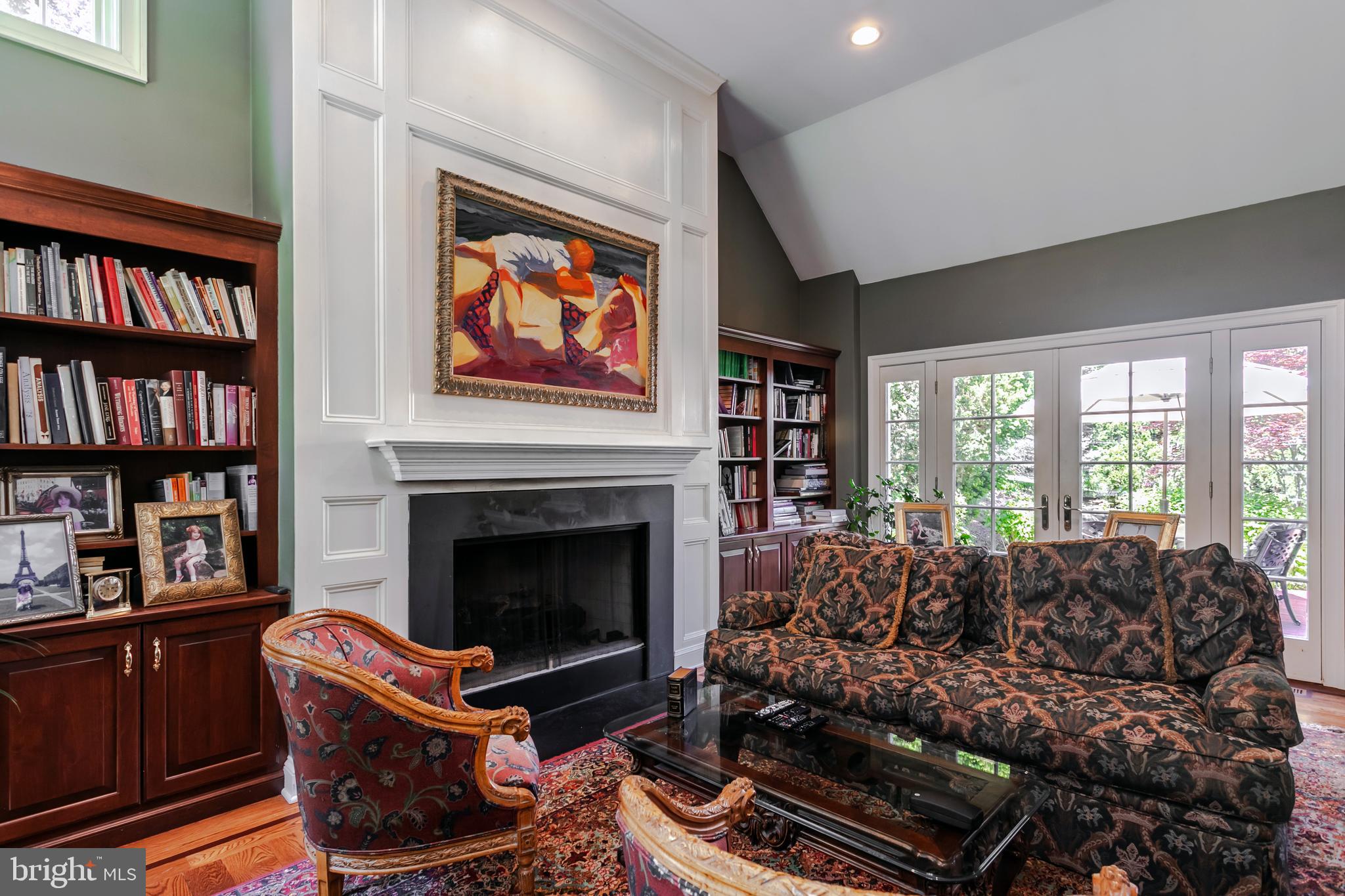 STRAWBRIDGE COURT - Residential