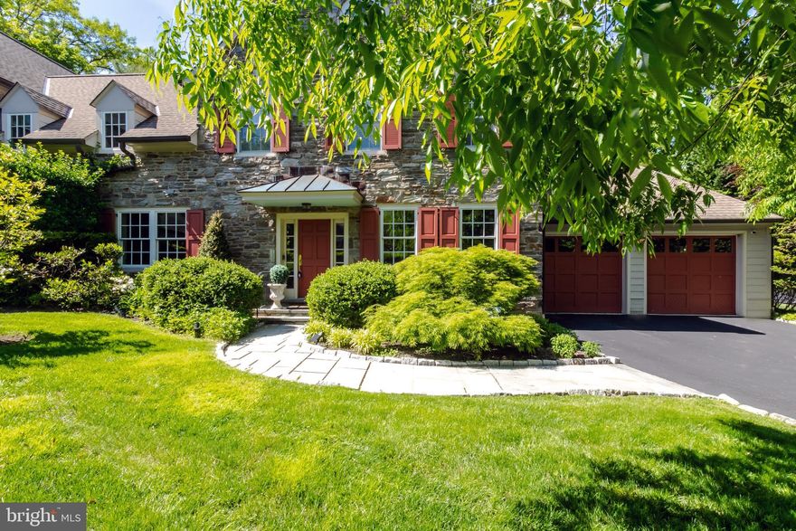 Pristine 4-bedroom, 3.5-bathroom carriage home on the former Strawbridge estate featuring
an expansive first-floor master bedroom. High quality upgrades throughout. Classic exterior
architecture located in a fully landscaped and very quiet cul de sac away from thoroughfare
traffic. Wood floors and 9-foot ceilings. Richly stained millwork in an office/den off the main
foyer with a gas burning fireplace. Formal dining room with impressive chair rail and crown
moldings and a large window overlooking the front garden. A spacious upgraded kitchen with
granite island, Wolf and Subzero appliances with a spacious breakfast eating area looking
through a large window into an arboretum garden terrace. Upstairs are two bedrooms and two
bathrooms with a third bedroom currently in use as a fitness room. A provision for the
installation of an elevator was made by the architects. Notable and somewhat unique on the
second floor is a massive vaulted-ceiling attic space that has been converted and completely
upgraded into an expansive second living room area. The downstairs living area, also with a
vaulted ceiling and gas burning fireplace opens through double French doors onto a beautifully
landscaped, and private, back yard which abuts a private two-acre parkland owned by the
Strawbridge Court residents for their exclusive access. Recent upgrades include, in the past few
years, all new HVAC including water heater, air conditioning and heater. Many rooms have
built-in stereo speakers including the back terrace, all of which can be readily connected by new
owners into Bluetooth amplifiers. Two car garage. A truly massive basement space. All
exterior groundskeeping is covered by the Strawbridge Court Homeowners Association
including lawn mowing, snow removal, autumn leaf removal, eave cleaning and exterior
insurance. A five-minute walk to Whole Foods and only two minutes more to the Wynnewood
Train Station that is just 17 minutes to Center City