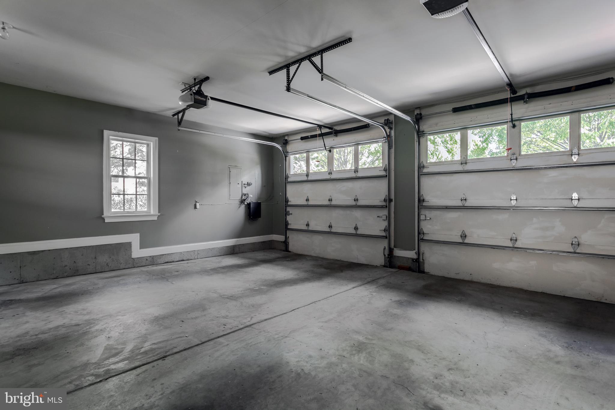 STRAWBRIDGE COURT - Residential