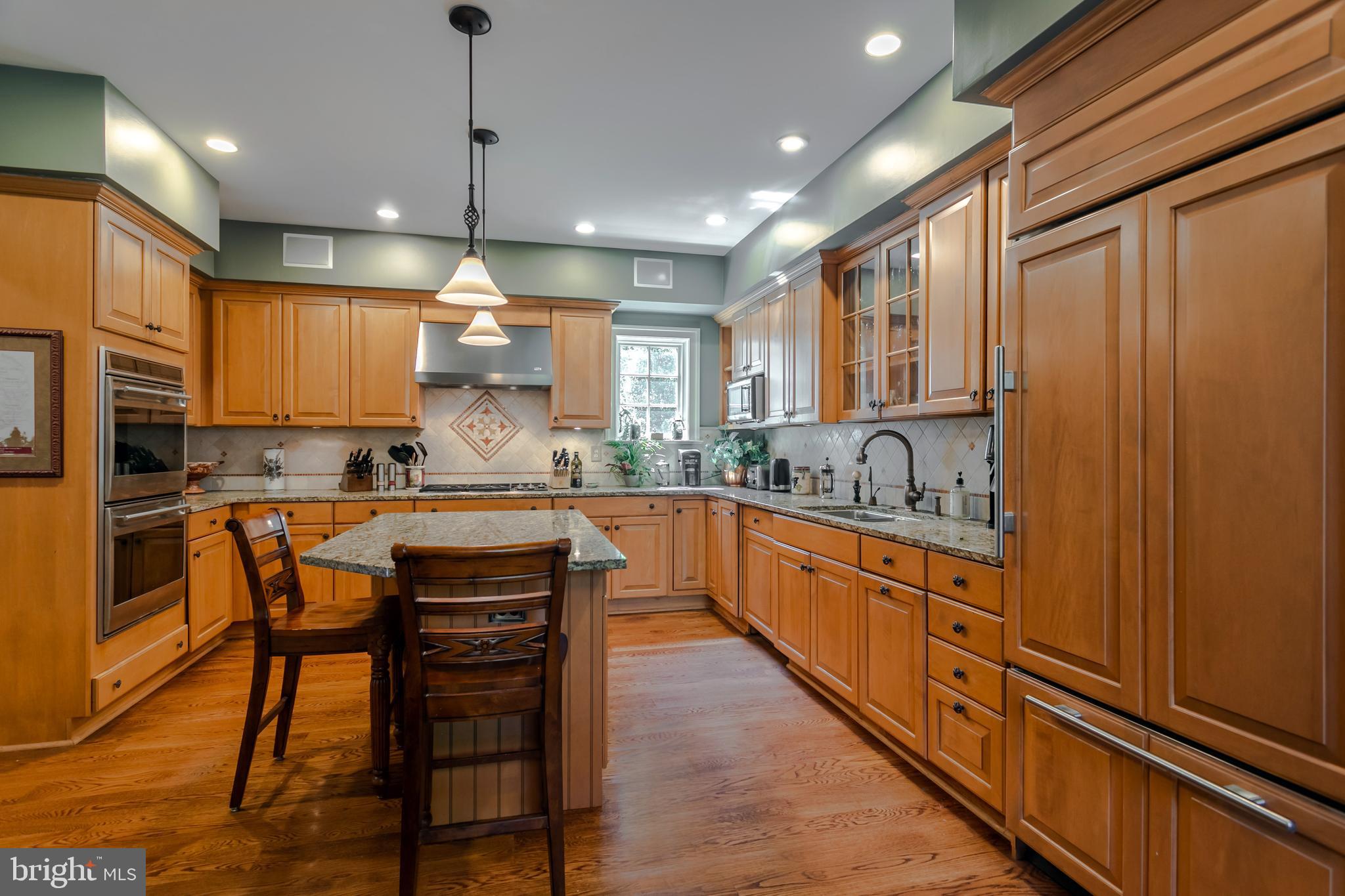 STRAWBRIDGE COURT - Residential