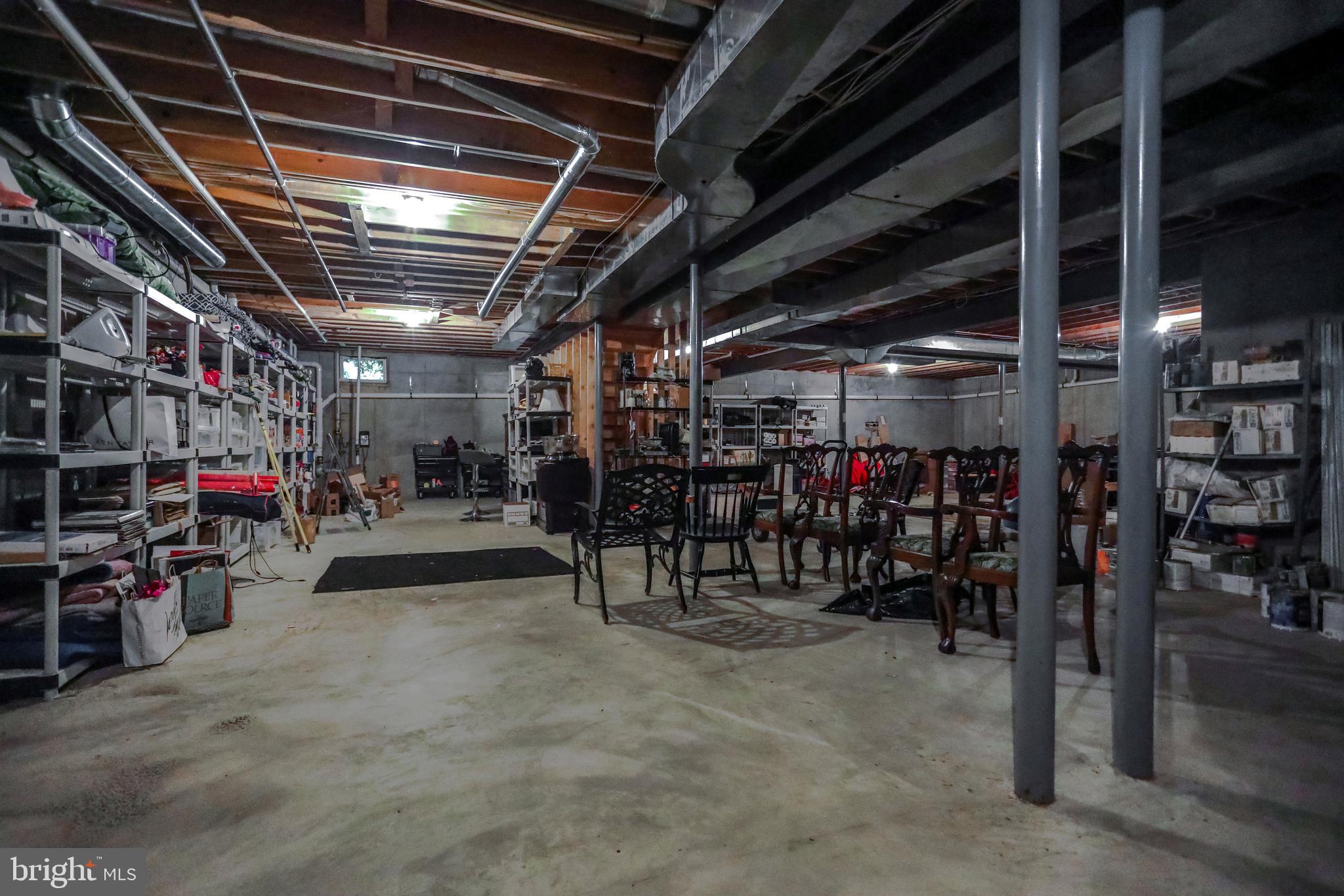 STRAWBRIDGE COURT - Residential