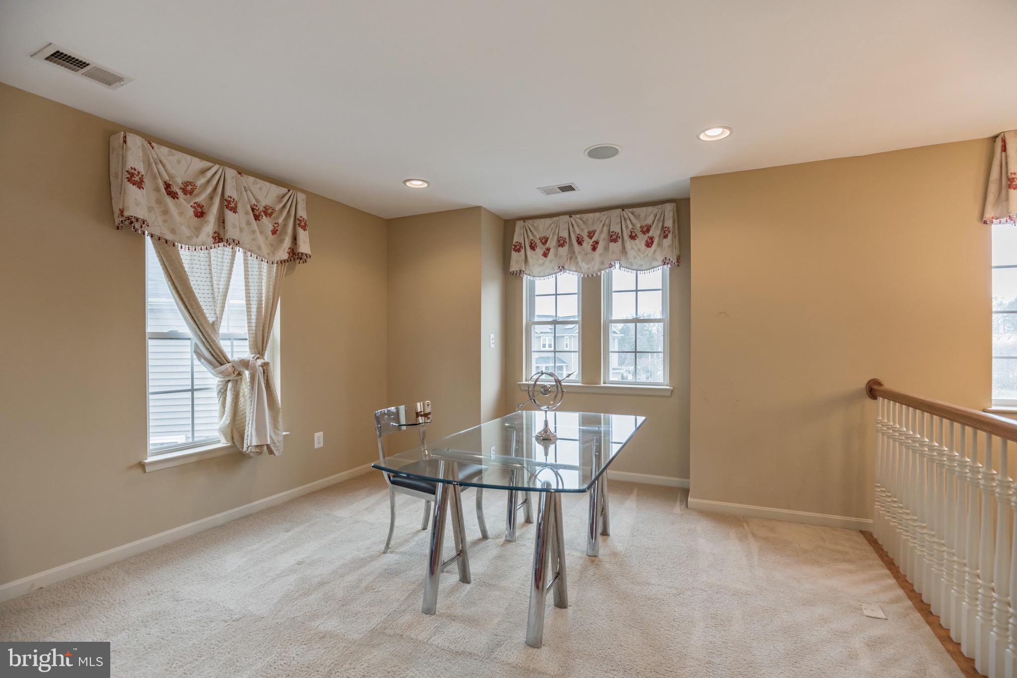 MIDDLETOWN WOODS - Residential