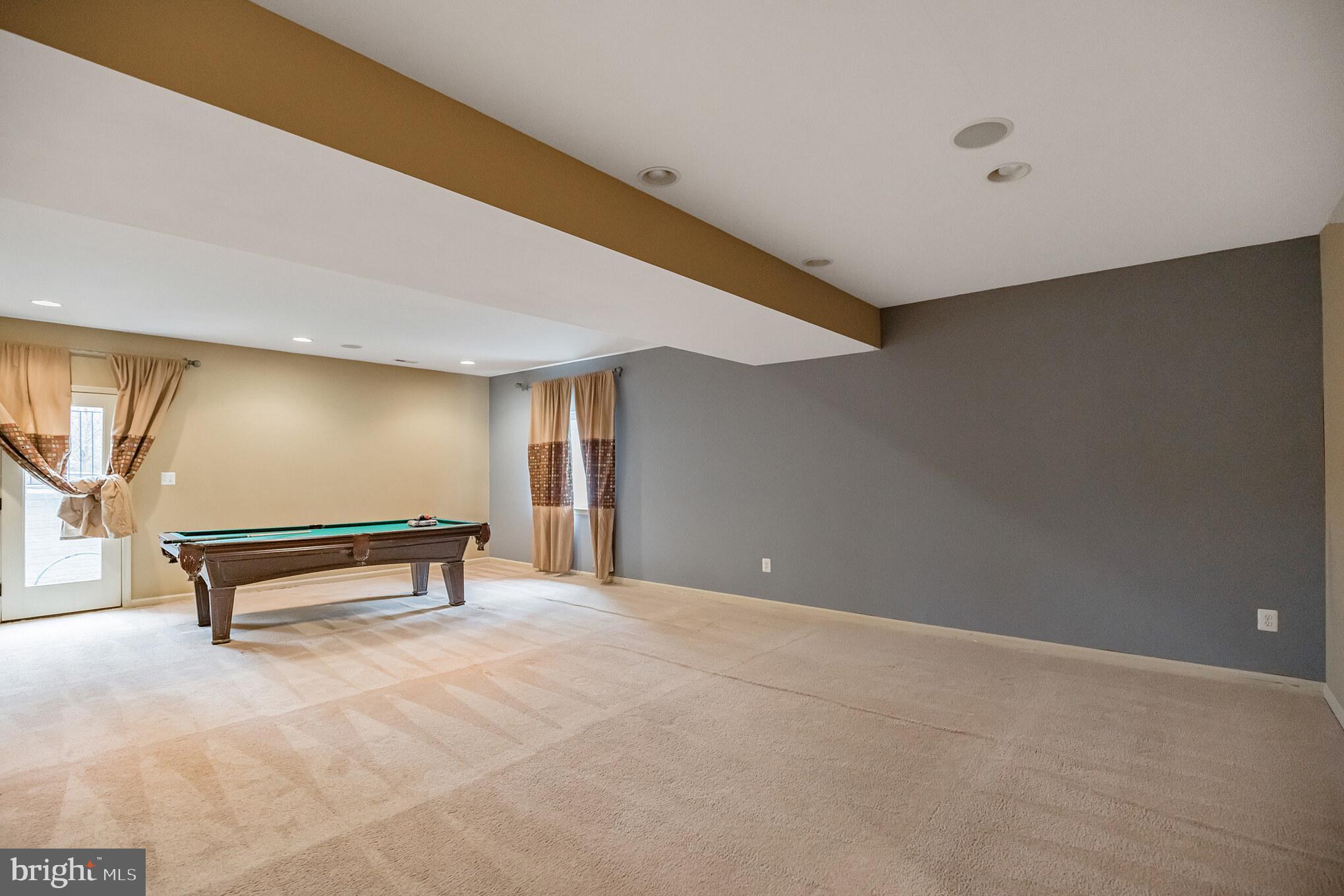 MIDDLETOWN WOODS - Residential