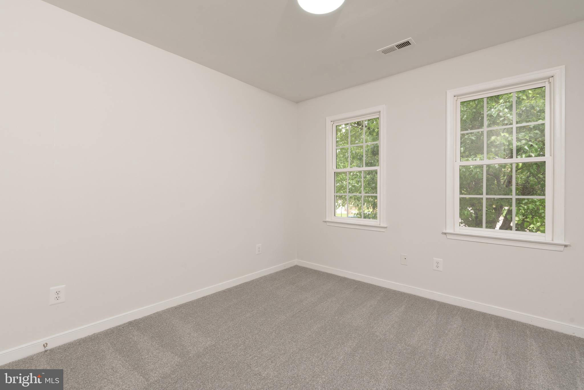 BIRKDALE - Residential