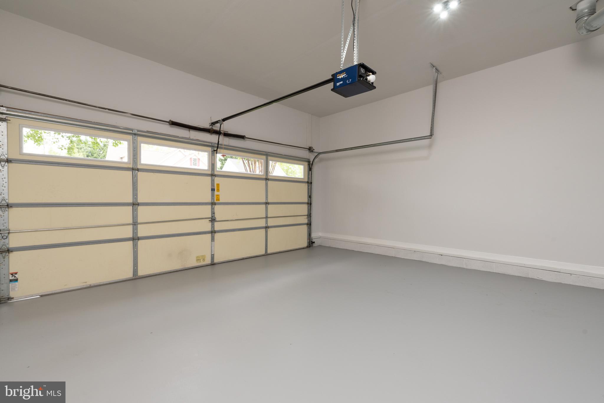 BIRKDALE - Residential