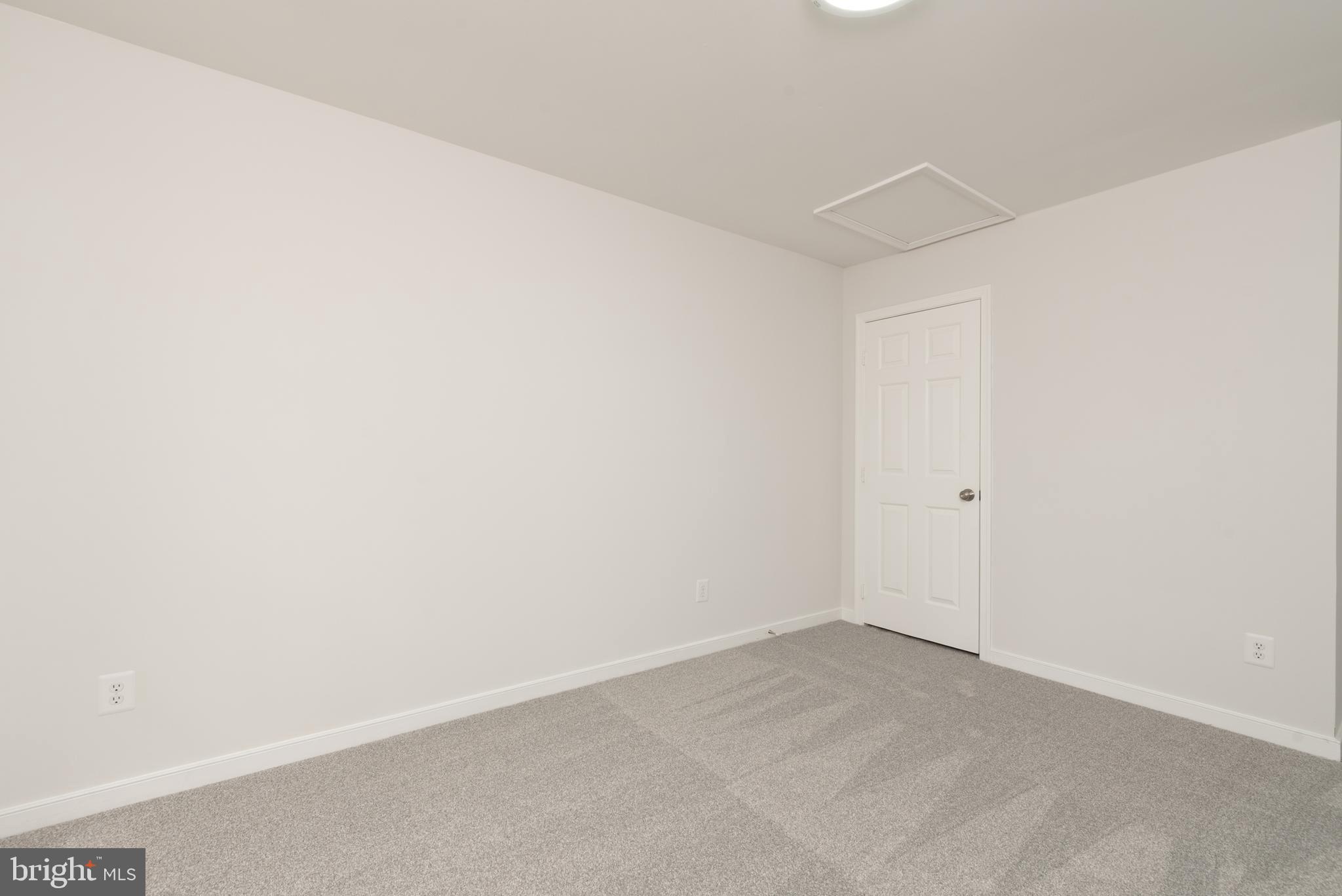 BIRKDALE - Residential