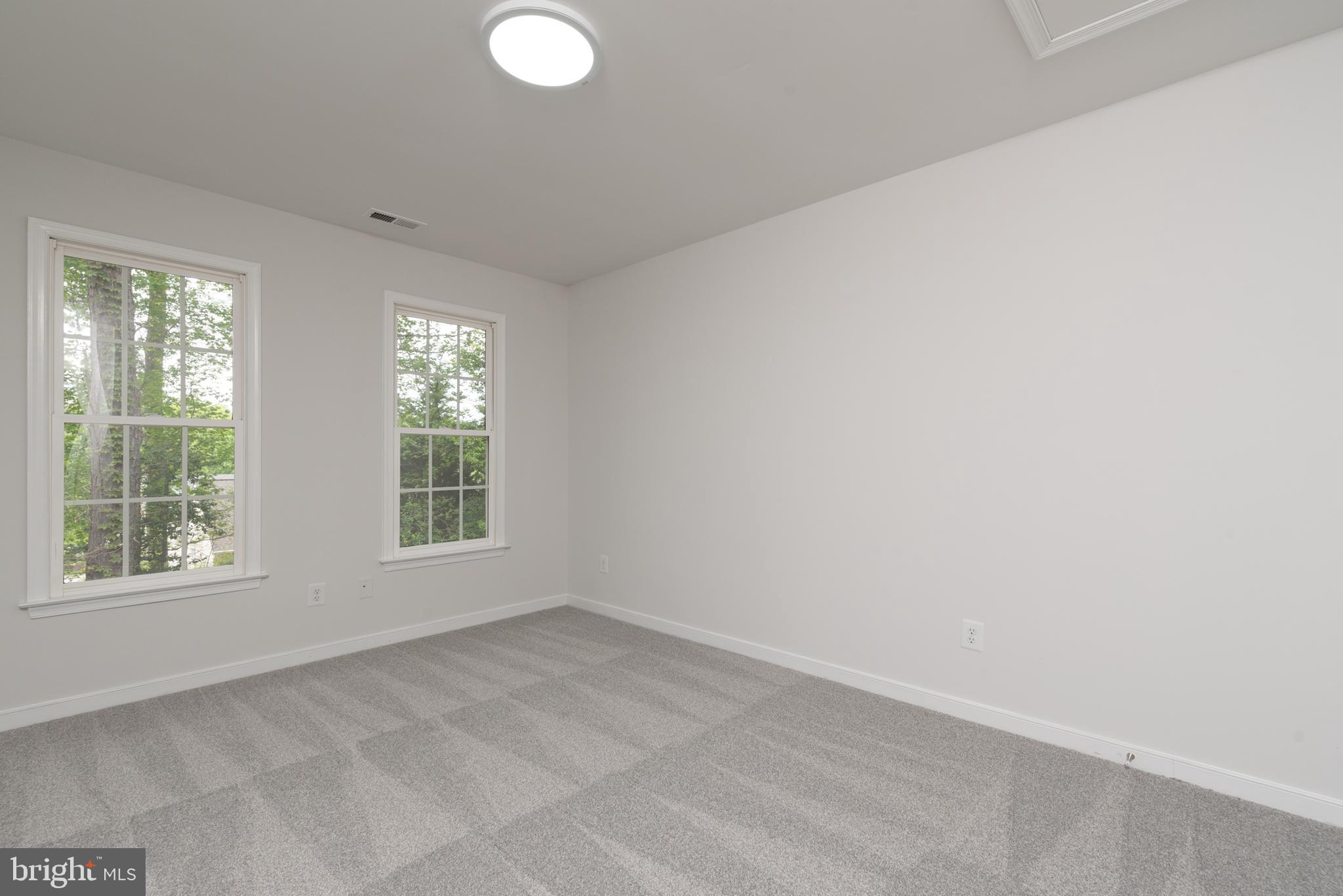 BIRKDALE - Residential