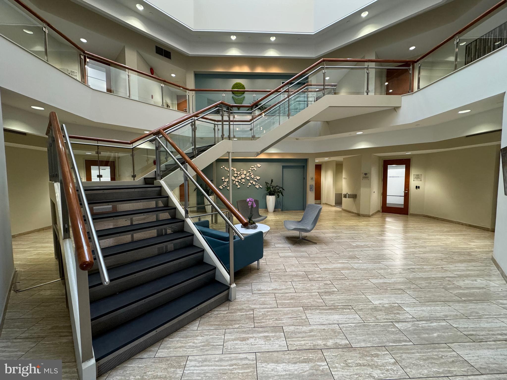 5 GREAT VALLEY PARKWAY 210