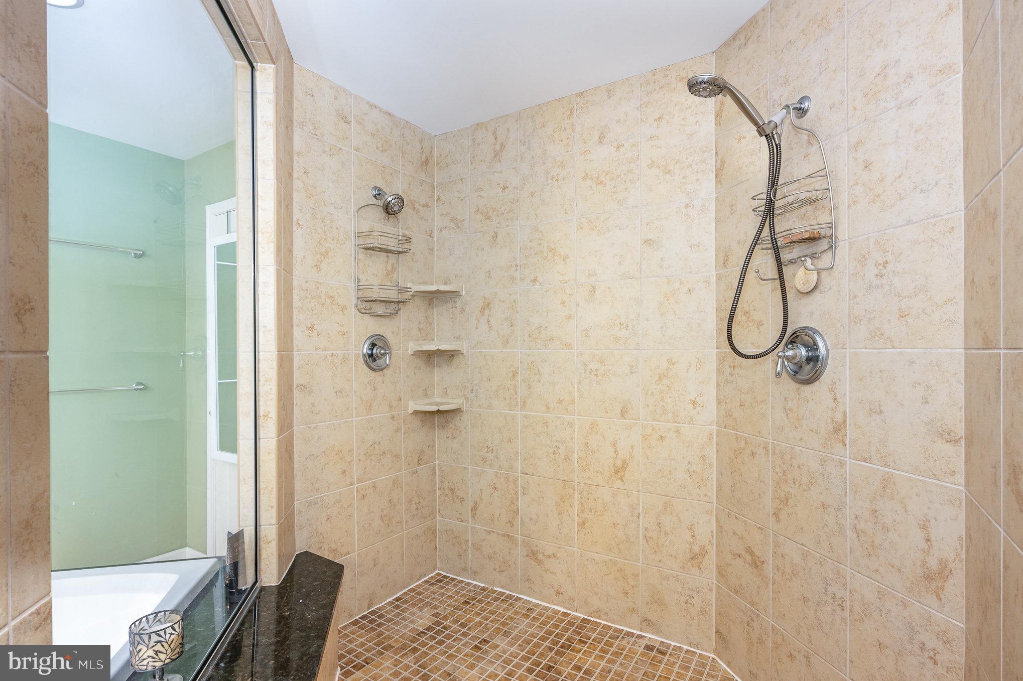 COOL SPRINGS - Residential