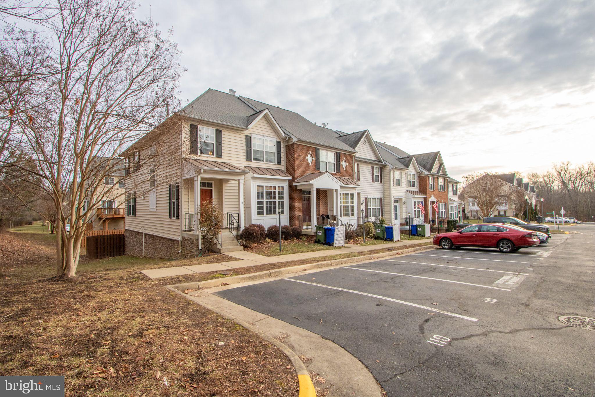 PORT AQUIA - Residential Lease