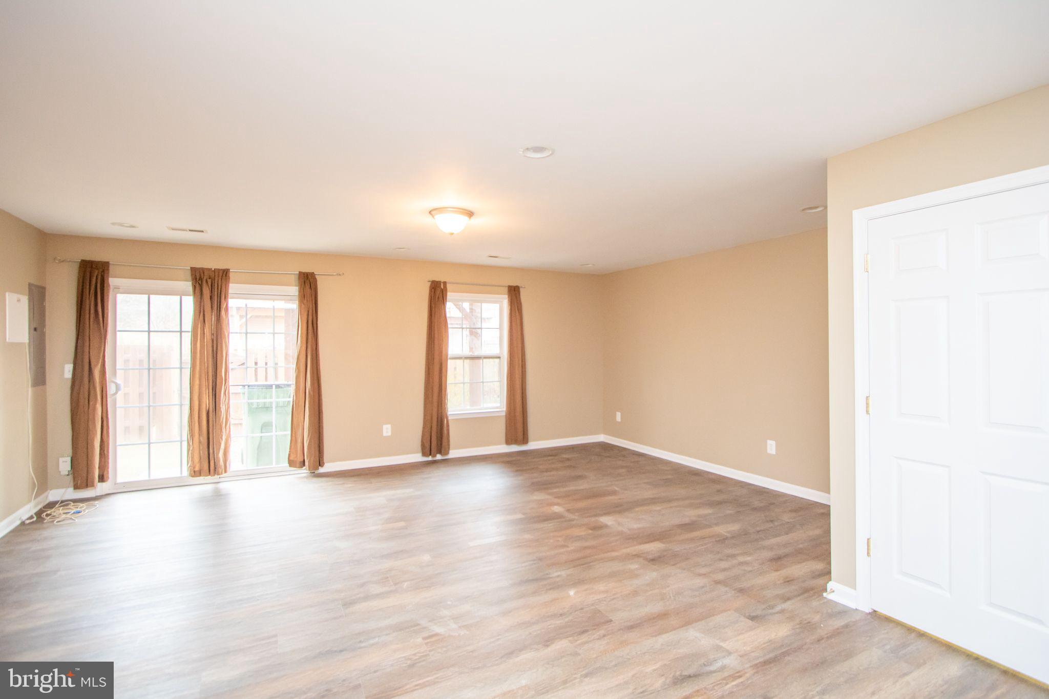 PORT AQUIA - Residential Lease