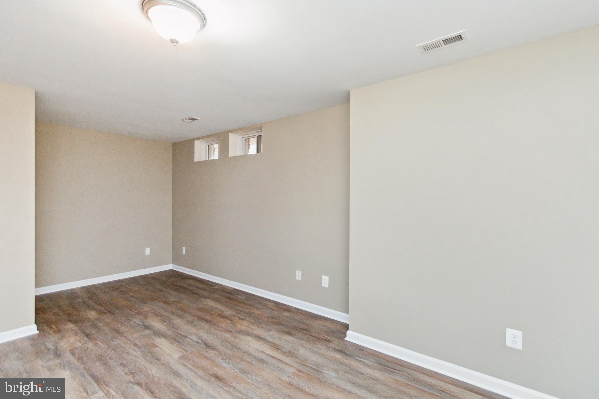 PORT AQUIA - Residential Lease