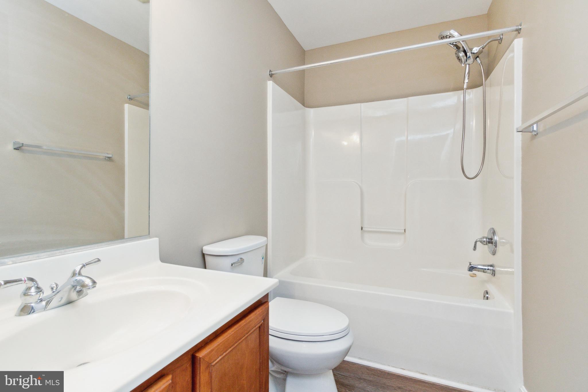 PORT AQUIA - Residential Lease